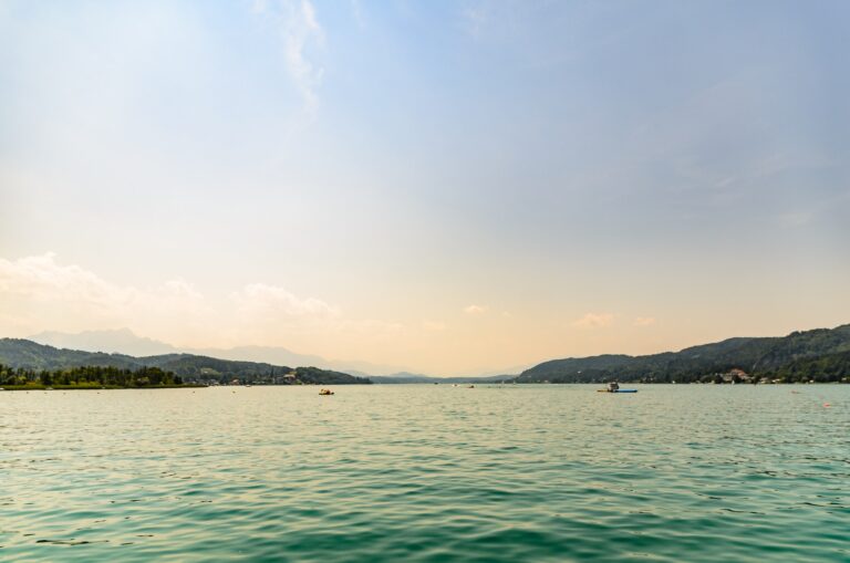 - 17 Vacances pas chères : 5 destinations à découvrir cet été