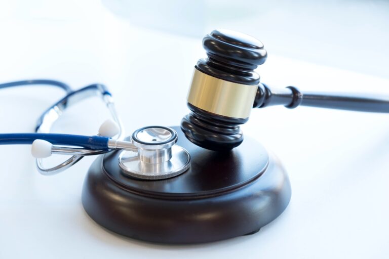 - 22 5 raisons de ne pas attendre pour engager un avocat spécialisé dans les erreurs chirurgicales