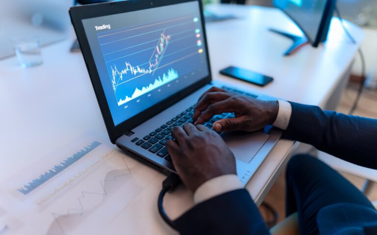 - 48 Les devises numériques et comment elles peuvent aider votre entreprise