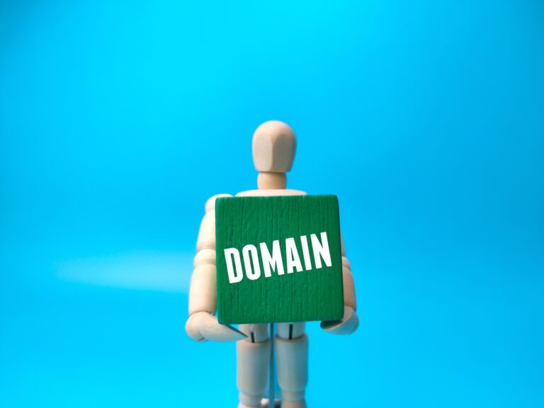 - 36 Meilleurs sites pour acheter et vendre des noms de domaine