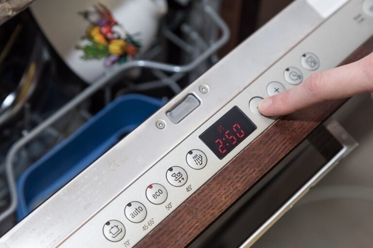 - 40 Comment fonctionne un lave-vaisselle ?