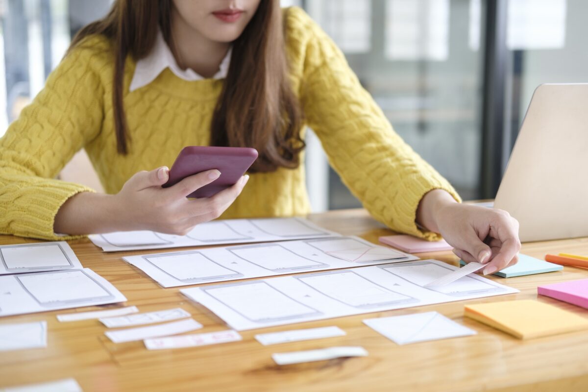 - 1 Maîtriser l'expérience utilisateur de Shopify : 10 astuces pour une boutique en ligne fluide et engageante