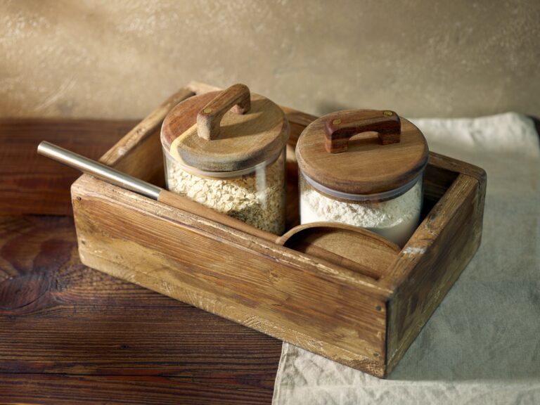 - 16 Our advice for storing your wooden furniture