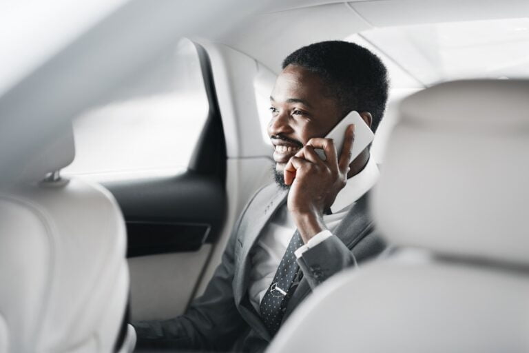 Puis-je assurer une voiture par telephone ?