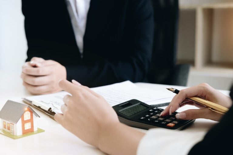 - 60 Les astuces pour mieux gérer son budget familial.