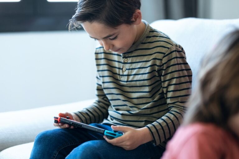 - 45 Les meilleurs jeux pour enfants sur tablette et smartphone
