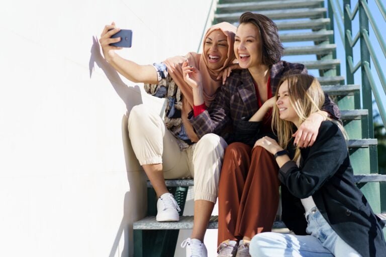 - 43 Comment choisir le meilleur smartphone pour la photographie ?