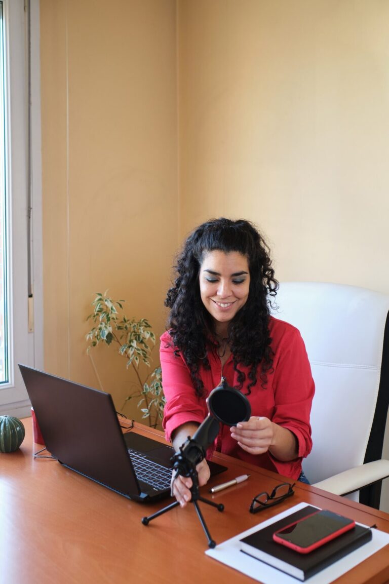 Zoom : Comment désactiver un microphone gênant lors d’une réunion ?