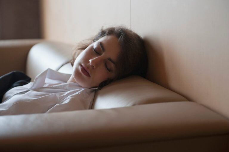 Le CBD et les troubles du sommeil chez les personnes âgées
