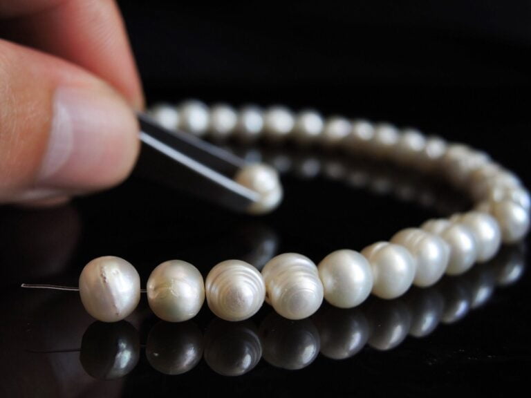 Comment choisir un collier de perles qui convient à votre style ?