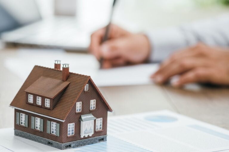 Investir dans l’immobilier professionnel : les avantages des bureaux