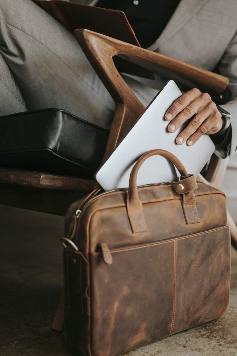 - 29 Comment sélectionner le sac idéal pour transporter votre ordinateur portable ?