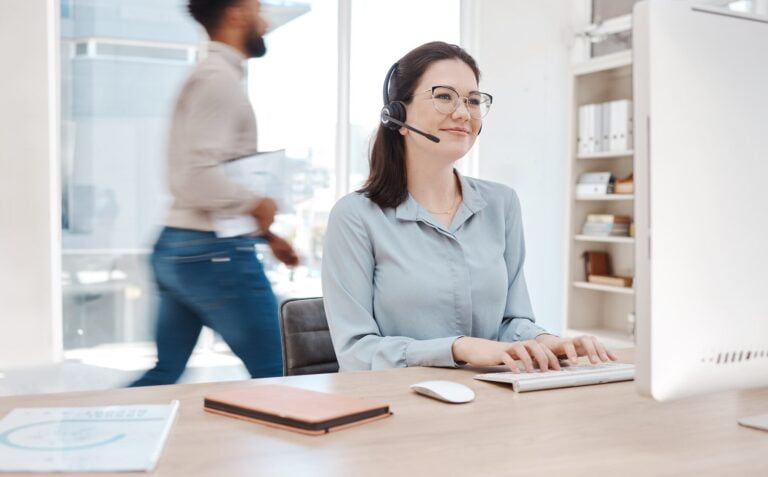 Quels sont les avantages et fonctionnalités d’un logiciel CRM open source ?