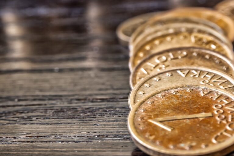 Professionnel : l’importance d’être chez une banque moins chère