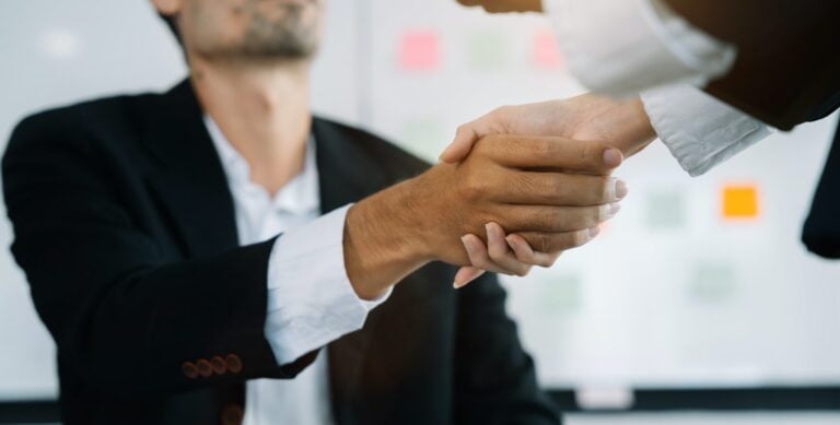 Actifs numériques : pourquoi investir dans des sites internet ?