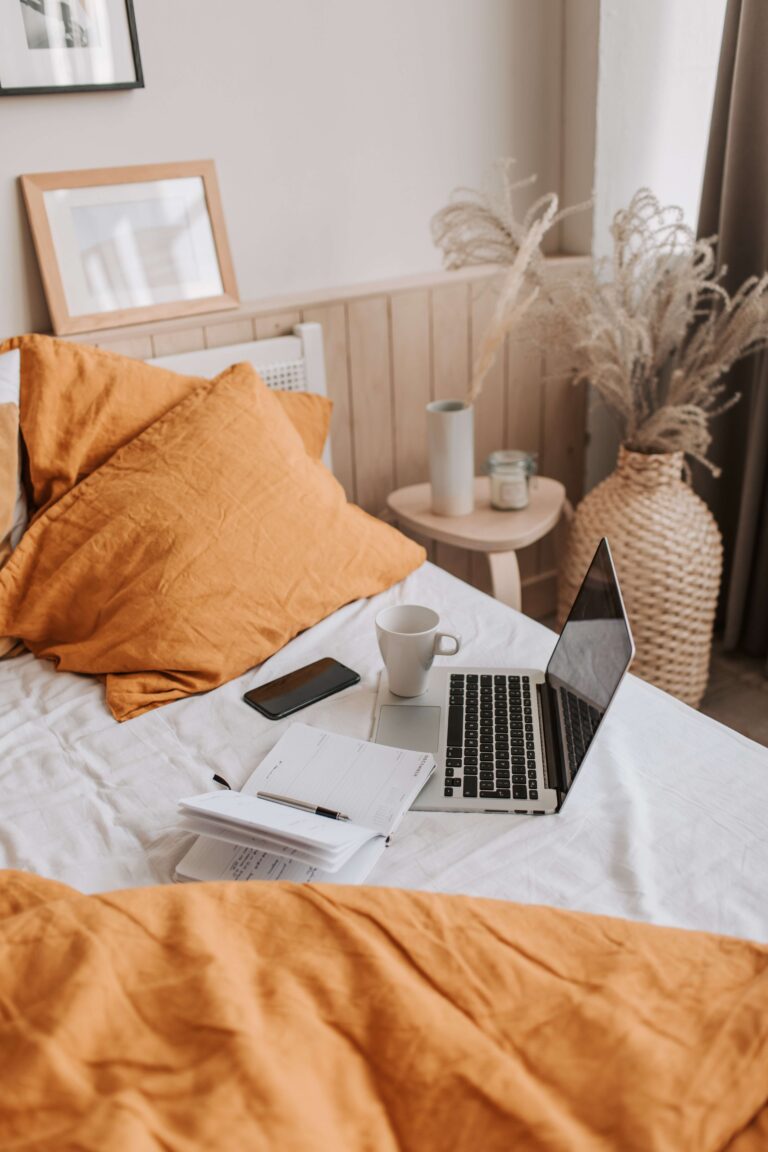 - 13 télétravail à la maison