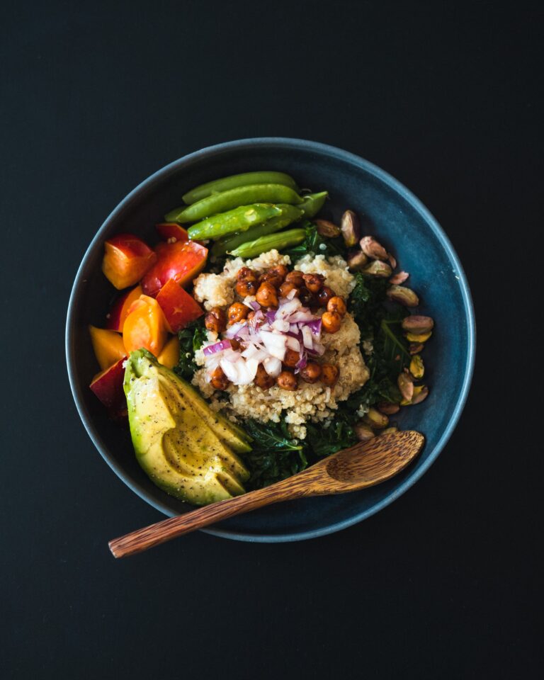 - 9 6 aliments incontournables pour manger végan et pas cher !