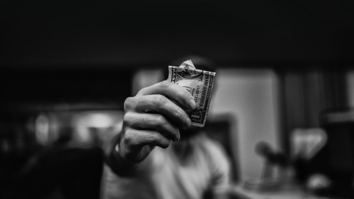 - 1 Investir dans l'argent (l'or du pauvre) : pourquoi et comment?