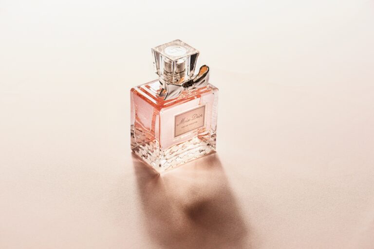 - 22 Où trouver du parfum de marque pas cher (et comment éviter les arnaques)