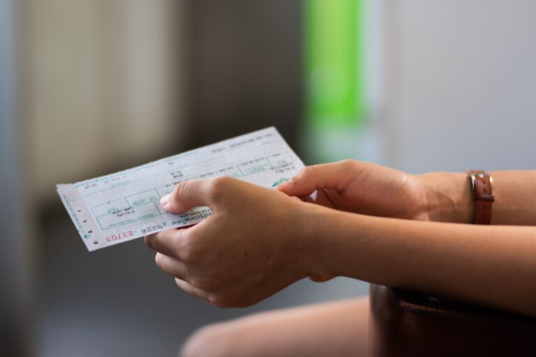 - 34 Le train à -50% avec le billet congé annuel