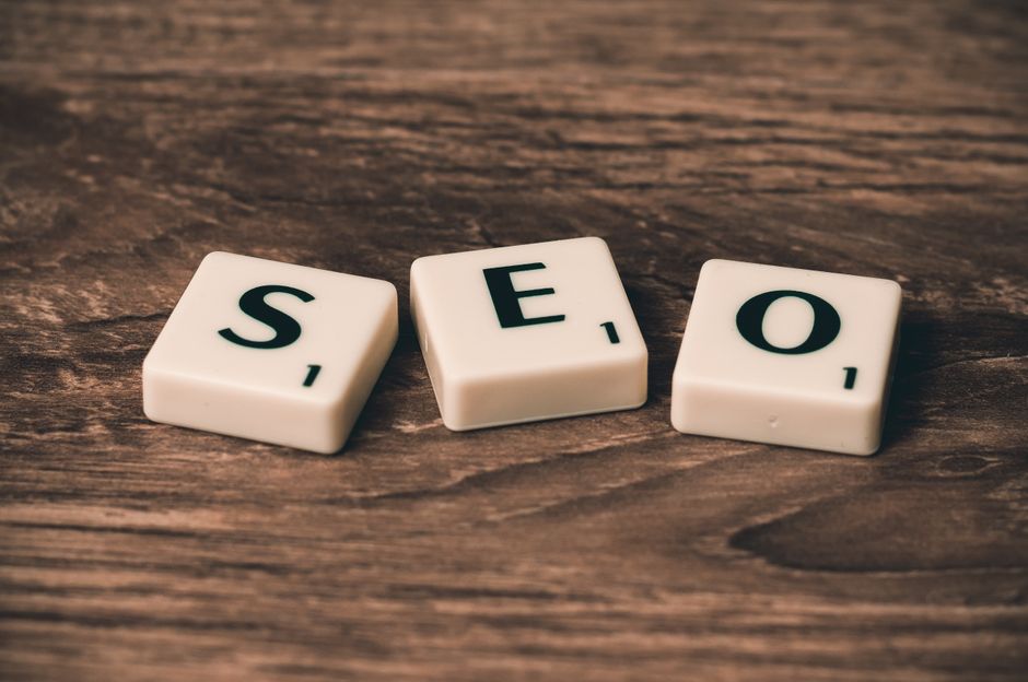 GEO vs SEO : une révolution du référencement ou juste un changement d'affichage ?